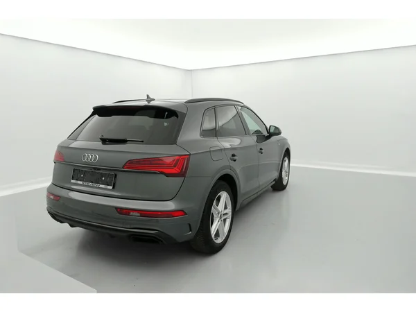 AUDI Q5 (2022) — foto 3 van 36