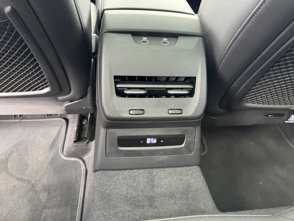 AUDI A5 Avant e-hybrid (PHEV) (2025) — foto 14 van 24