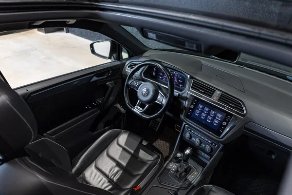 Volkswagen Tiguan (2020) — foto 11 van 43
