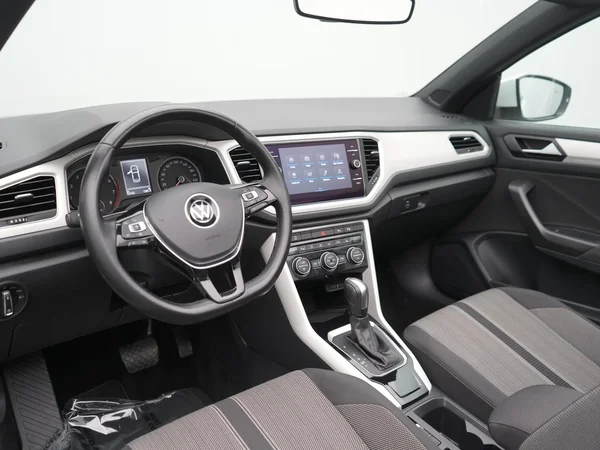VOLKSWAGEN T-Roc Cabriolet (2021) — foto 5 van 28