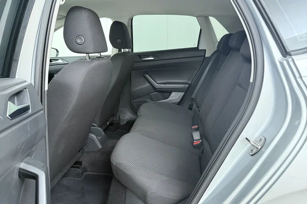 Volkswagen Polo (2024) — foto 19 van 20