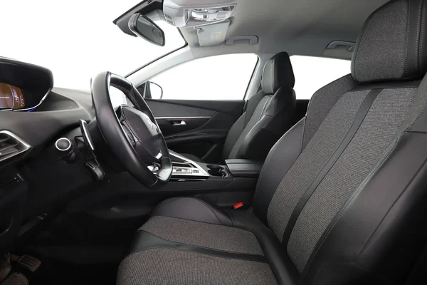 Peugeot 3008 (2019) — foto 16 van 16