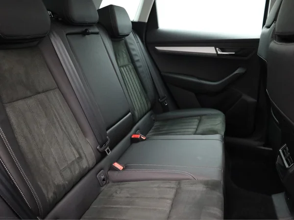 SKODA Karoq (2022) — foto 21 van 21
