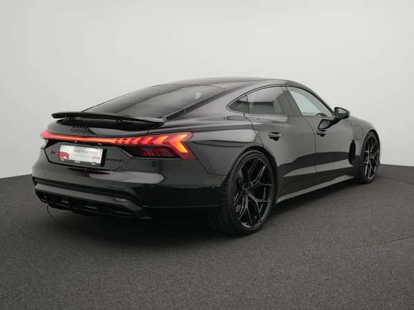 AUDI RS e-tron GT (2021) — foto 23 van 35