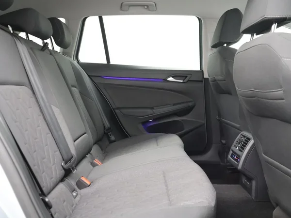 Volkswagen Golf (2025) — foto 28 van 32