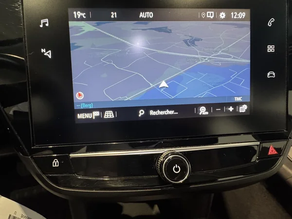 Opel Corsa (2021) — foto 19 van 26