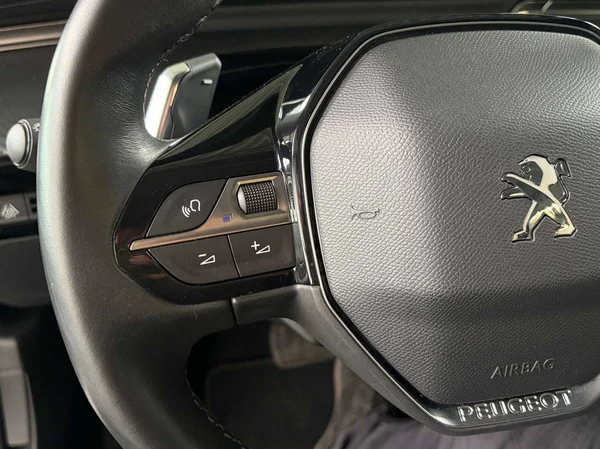 Peugeot 508 SW (2021) — foto 7 van 19