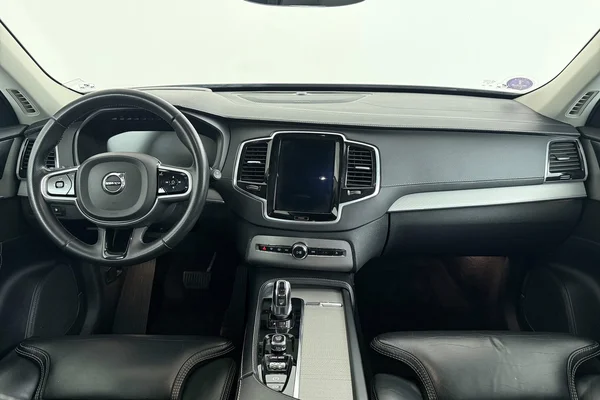 Volvo XC90 PHEV (2019) — foto 11 van 41