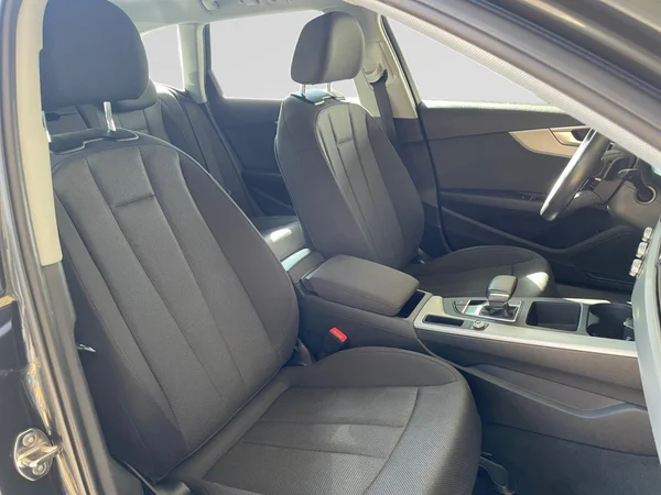 AUDI A4 Avant (2019) — foto 13 van 21