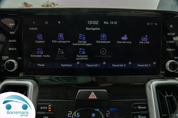 Kia Sorento (2021) — foto 39 van 131