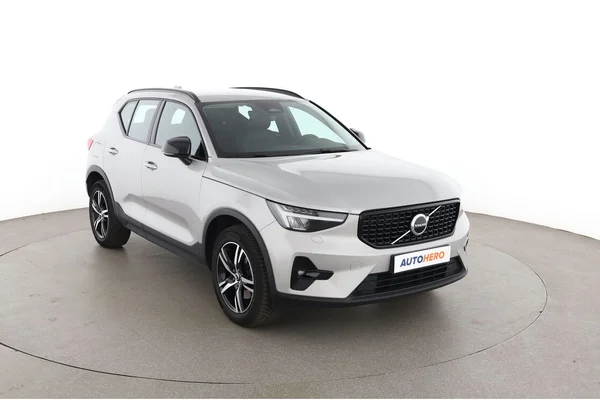 Volvo XC40 (2023) — foto 14 van 16