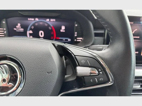 Skoda Kamiq (2021) — foto 8 van 29