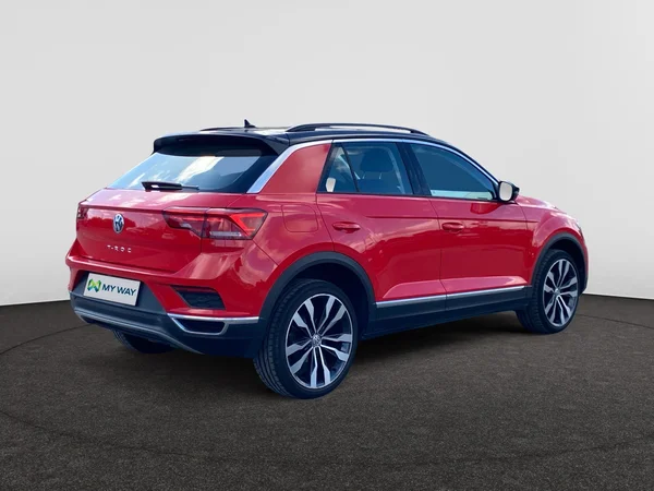 VOLKSWAGEN T-Roc (2018) — foto 14 van 18