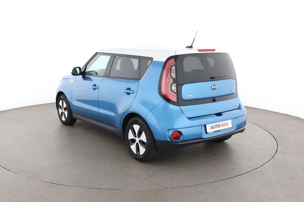 Kia Soul (2016) — foto 10 van 16