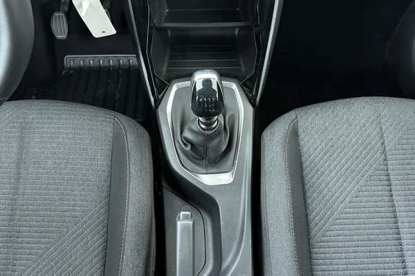 Peugeot 2008 (2025) — foto 4 van 16