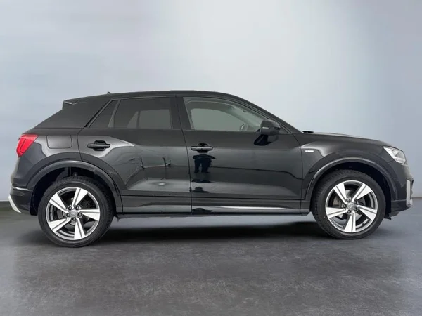 AUDI Q2 (2020) — foto 28 van 33