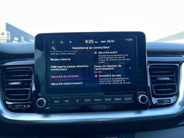 KIA Stonic (2024) — foto 13 van 33