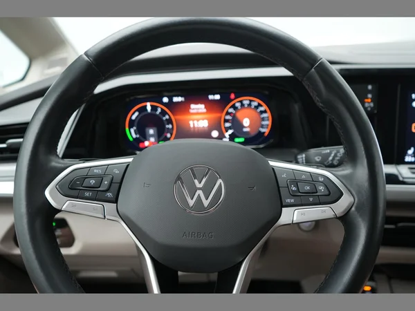 VOLKSWAGEN Multivan T7 Long eHybrid (PHEV) (2022) — foto 19 van 28