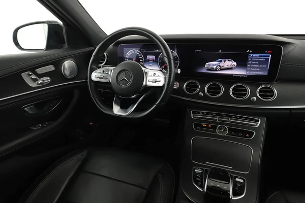 Mercedes-Benz E-Klasse (2019) — foto 4 van 16
