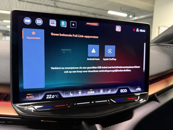 CUPRA Tavascan (2025) — foto 5 van 18