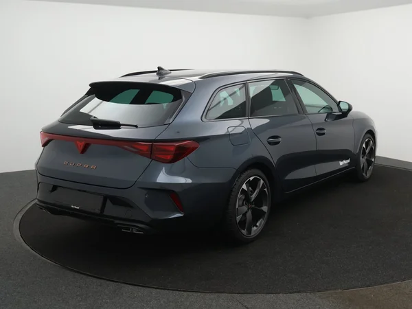 CUPRA Leon ST (2025) — foto 12 van 25