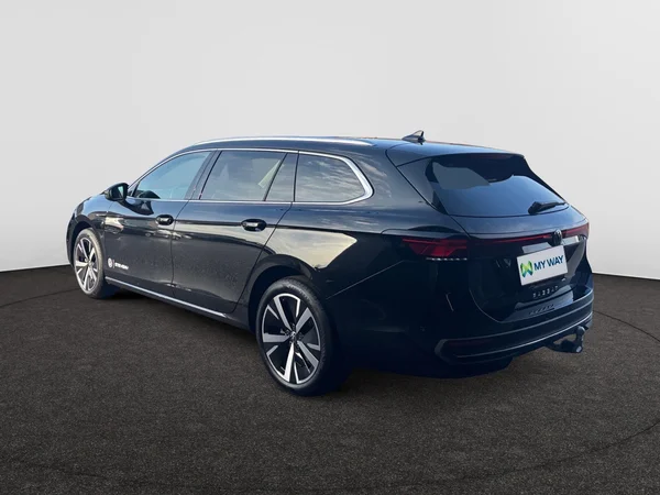 VOLKSWAGEN Passat Variant (2026) — foto 8 van 12