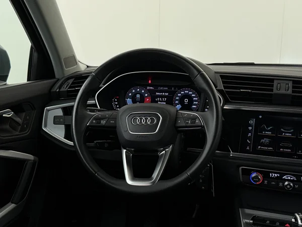AUDI Q3 (2022) — foto 14 van 28