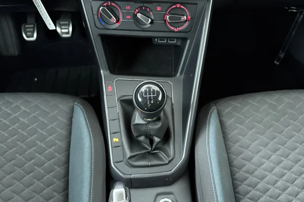 Volkswagen Polo (2019) — foto 4 van 21