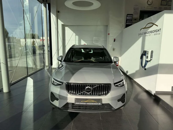 Volvo XC40 (2022) — foto 12 van 21