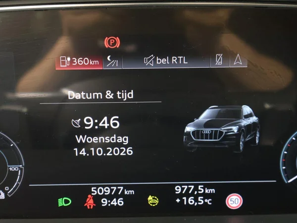 AUDI e-tron Sportback (2021) — foto 6 van 27