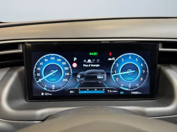HYUNDAI Tucson (2021) — foto 15 van 33