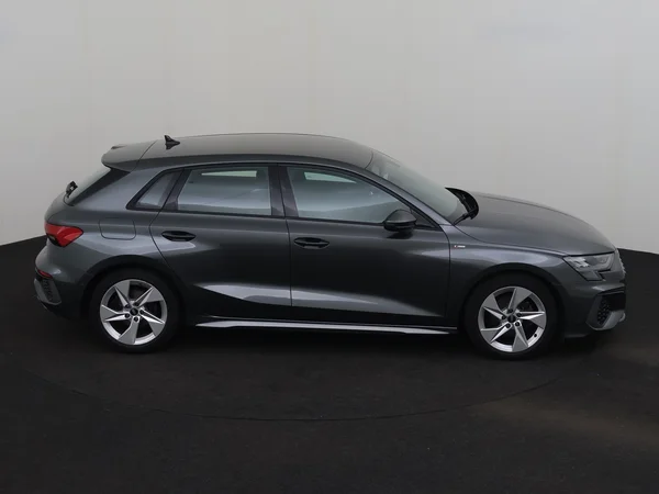 AUDI A3 (2021) — foto 25 van 29