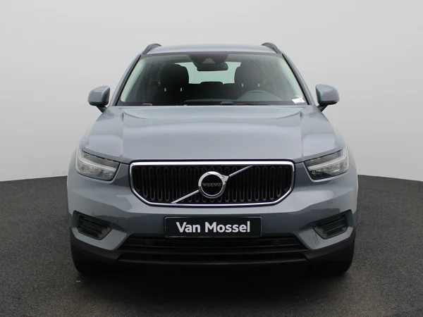 Volvo XC40 (2021) — foto 23 van 41