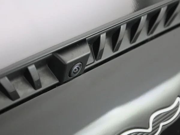 Ford Mustang Mach-E (2021) — foto 41 van 52