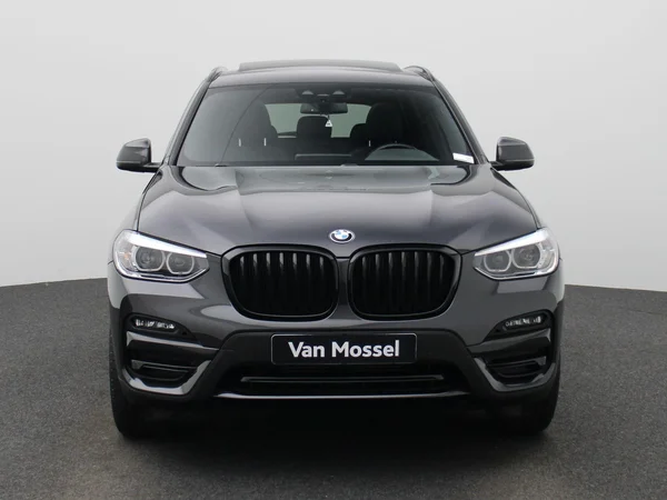 BMW X3 (2021) — foto 23 van 45