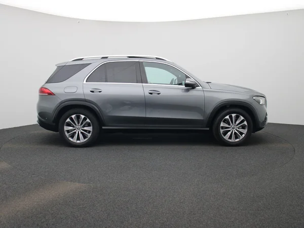 Mercedes-Benz GLE (2022) — foto 55 van 58