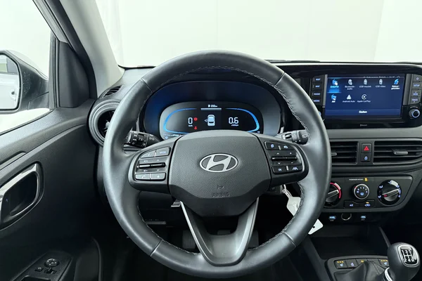 Hyundai i10 (2025) — foto 2 van 17