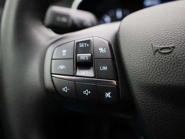 Ford Focus (2023) — foto 9 van 37