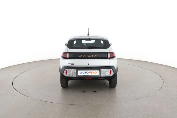 Dacia Spring (2025) — foto 11 van 16