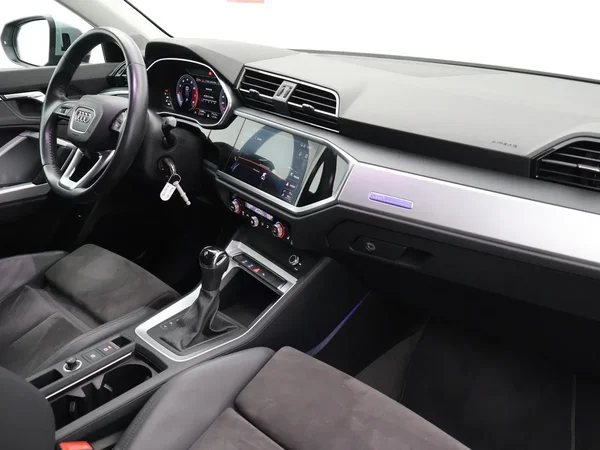 Audi Q3 (2019) — foto 29 van 31