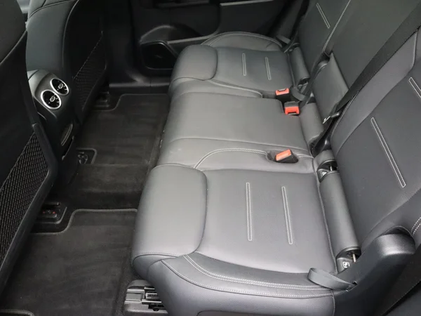 Mercedes-Benz EQB (2023) — foto 11 van 29