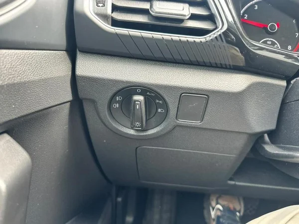 VOLKSWAGEN T-Cross (2023) — foto 15 van 28