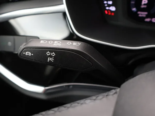 Audi Q3 (2021) — foto 7 van 29