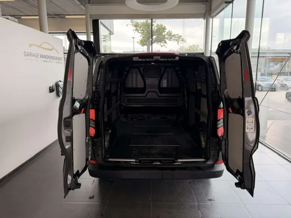 Ford Transit Custom (2025) — foto 20 van 21