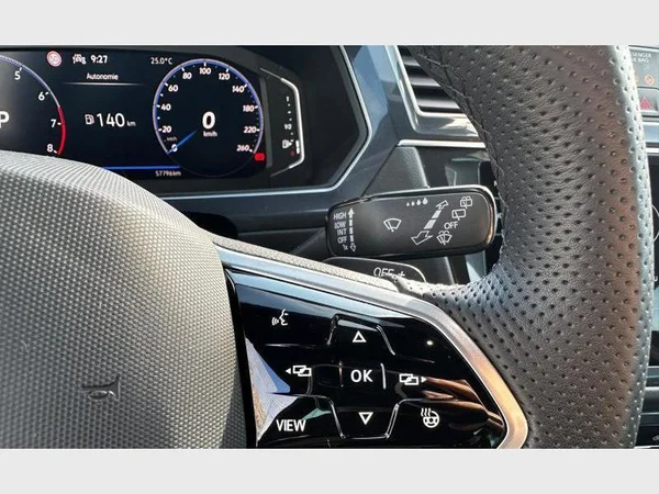Volkswagen Tiguan (2021) — foto 24 van 31