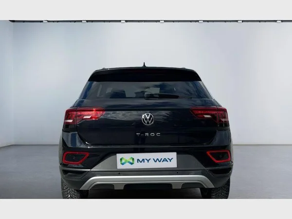 Volkswagen T-Roc (2022) — foto 24 van 29