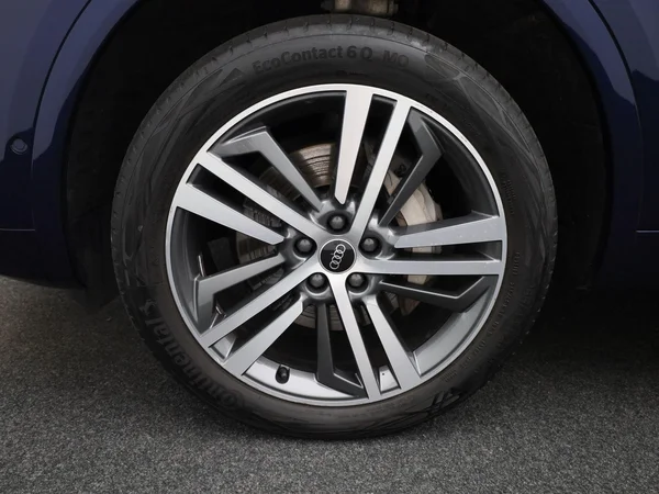 Audi Q5 (2023) — foto 10 van 53