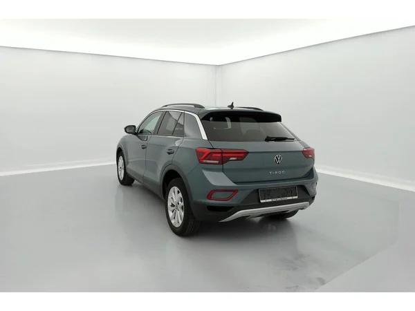 VOLKSWAGEN T-Roc (2024) — foto 22 van 36
