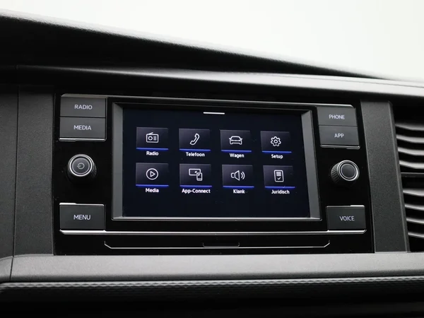 Volkswagen Transporter (2023) — foto 20 van 38