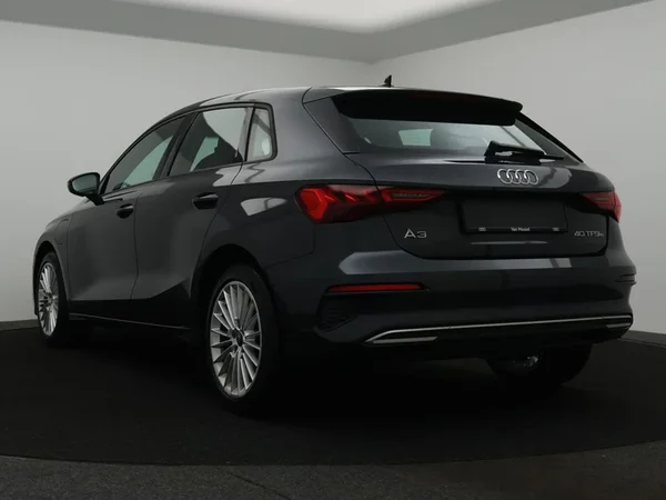 Audi A3 (2022) — foto 18 van 27